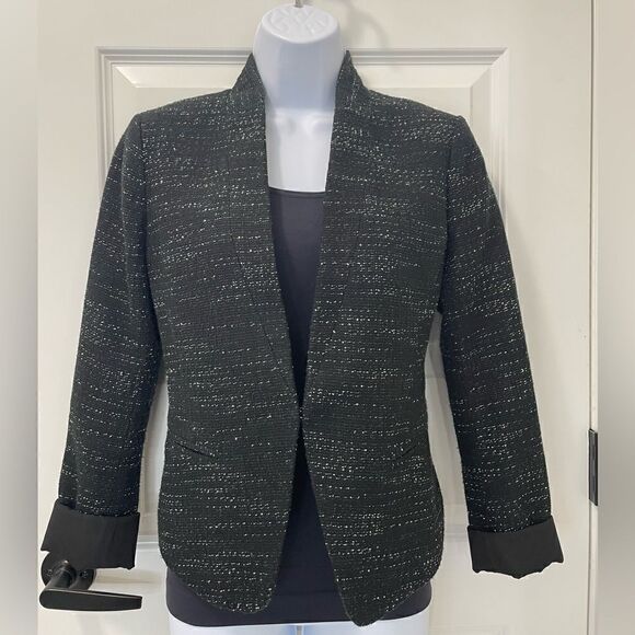 Loft black and white tweed blazer with a back peplum hem. Size 0 - Picture 2 of 8